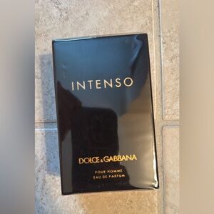Dolce & Gabbana Intenso Black and Gold Fragrance